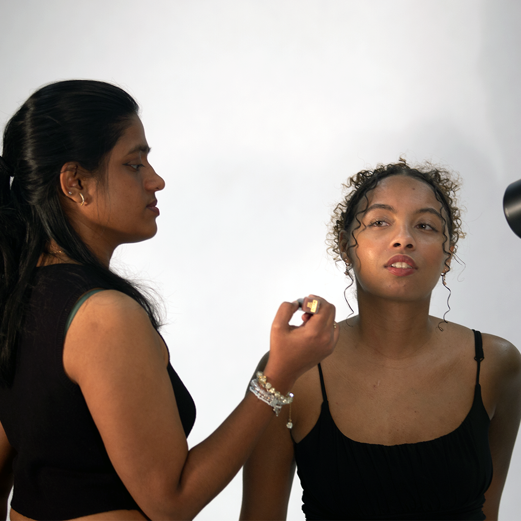 Allurio Coming Soon & Portfolio Template About Slider Image