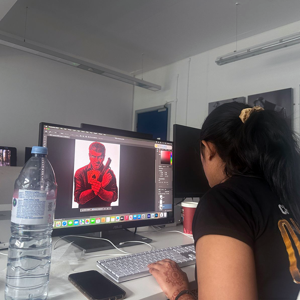 Allurio Coming Soon & Portfolio Template About Slider Image